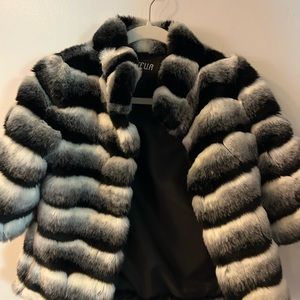 Faux chinchilla fur kids coat. appropriately size 8